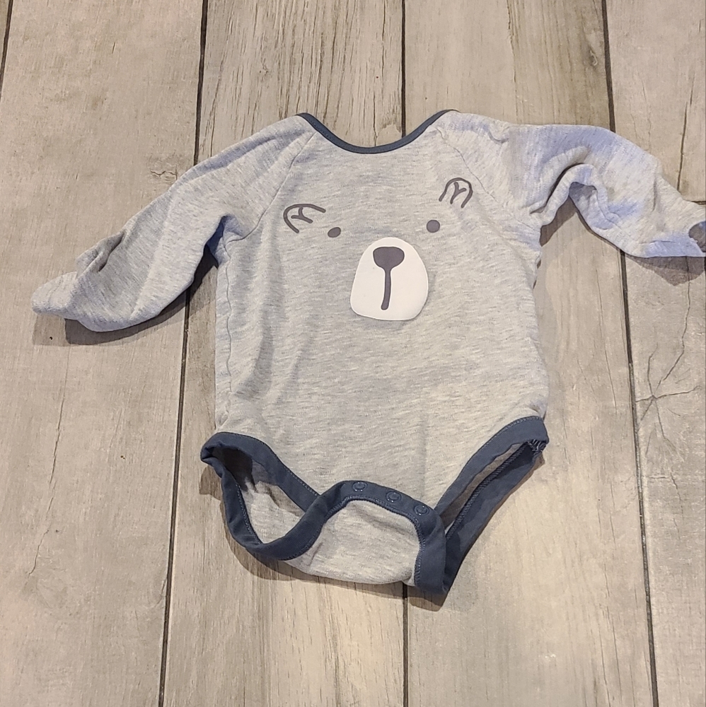 🦔 Primark baby bear Face onesie🌻